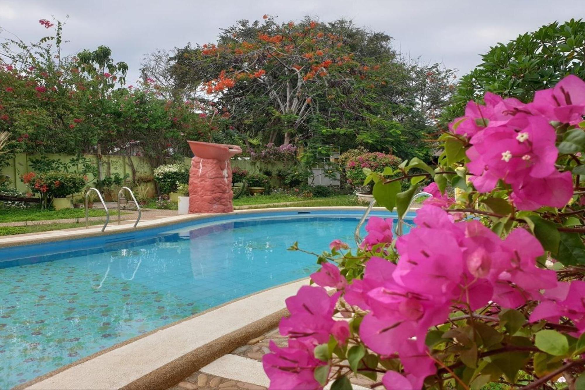 Hanbee'S Resort Puerto Princesa Esterno foto